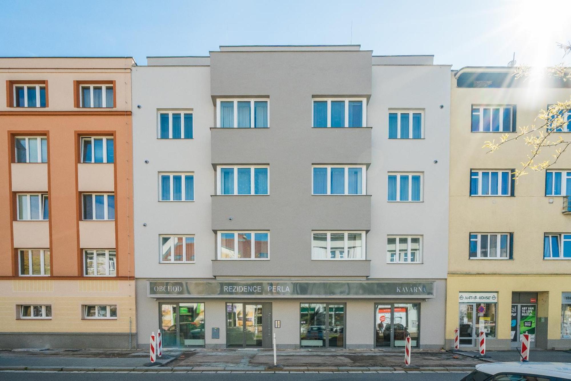 Апартаменти Perla Hradce 302 Градець-Кралове Екстер'єр фото